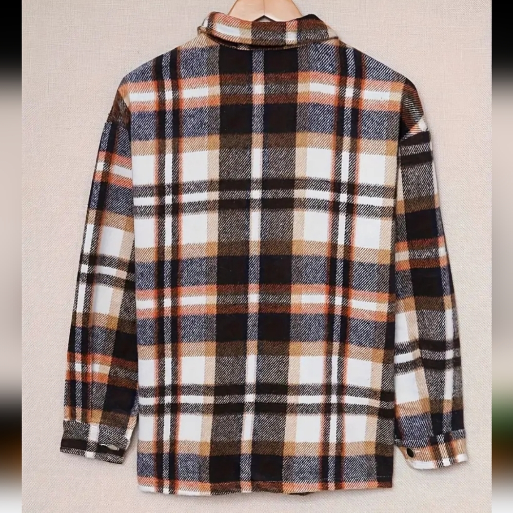 NEW flannel Shacket - Picture 5 of 9
